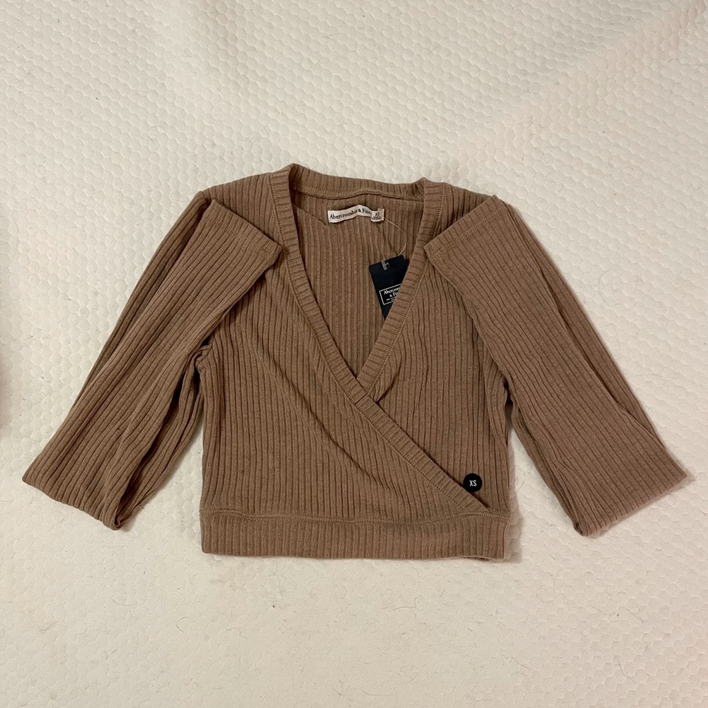Abercrombie & Fitch Crop Sweater Wrapped Top, Size X-Small, NWT